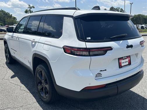 2023 Jeep Grand Cherokee L Altitude