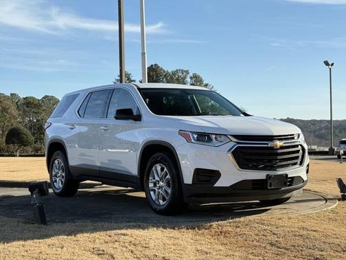 2021 Chevrolet Traverse LS