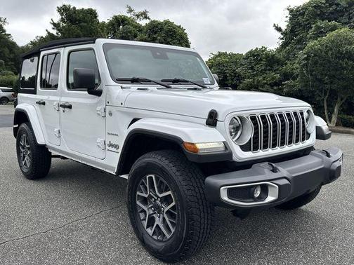 2024 Jeep Wrangler 4-Door Sahara 4x4