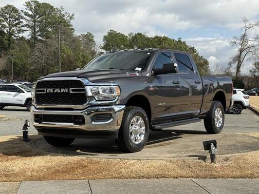 2021 RAM 3500 Tradesman Crew Cab 4x4 6'4' Box