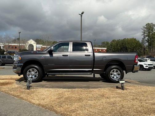 2021 RAM 3500 Tradesman Crew Cab 4x4 6'4' Box