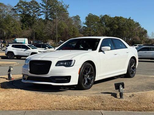 2022 Chrysler 300 S