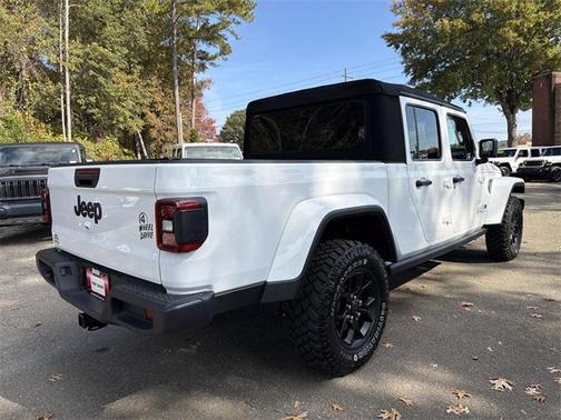 2024 Jeep Gladiator Willys