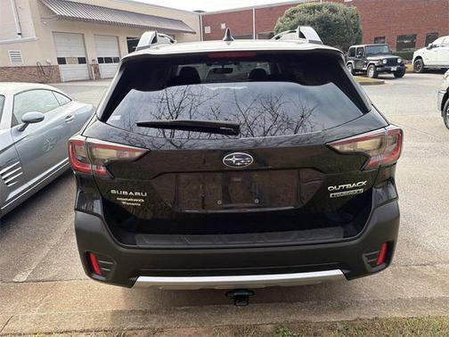 2022 Subaru Outback Touring XT