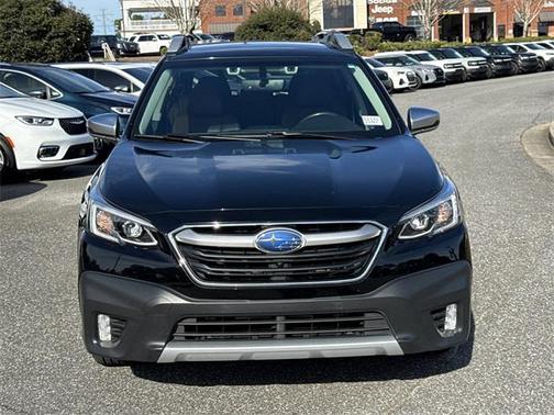 2022 Subaru Outback Touring XT