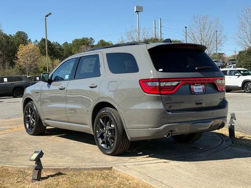 Destroyer Gray Clearcoat 2026 Dodge Durango GT HEMI V8 AWD