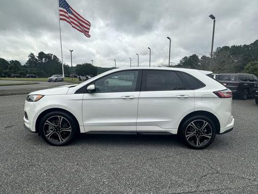 2022 Ford Edge ST