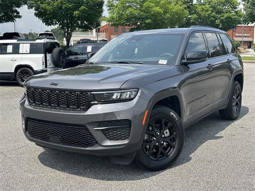 2025 Jeep Grand Cherokee Altitude