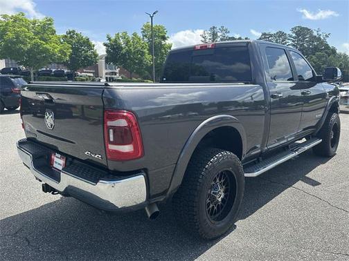 2022 RAM 2500 Laramie Crew Cab 4x4 6'4' Box