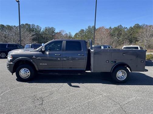 2020 RAM 3500 Laramie Crew Cab 4x4 8' Box