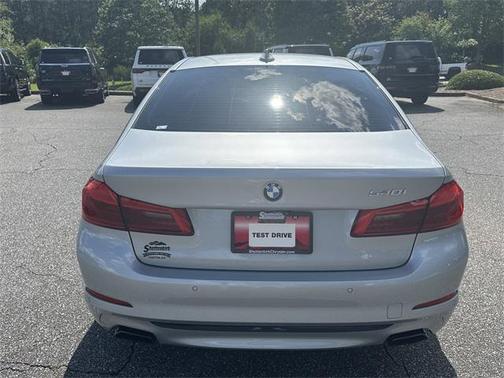 2017 BMW 540 540i
