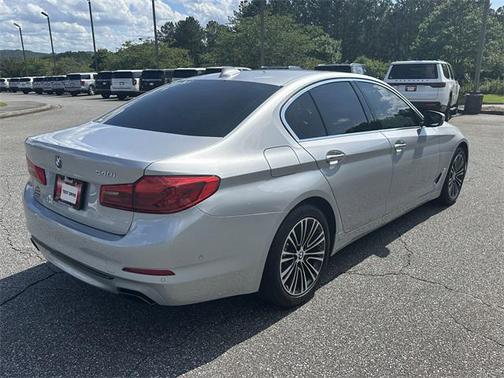 2017 BMW 540 540i