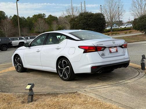 2024 Nissan Altima SR FWD