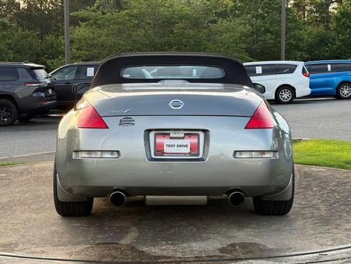 Silverstone Metallic 2006 Nissan 350Z Touring
