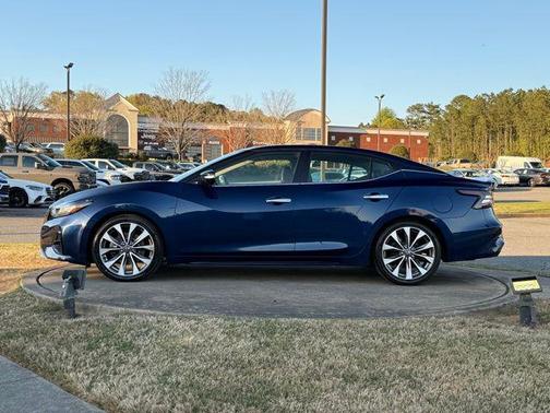 Deep Blue Pearl 2019 Nissan Maxima 3.5 Platinum