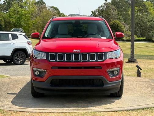 Redline Pearlcoat 2017 Jeep New Compass Latitude
