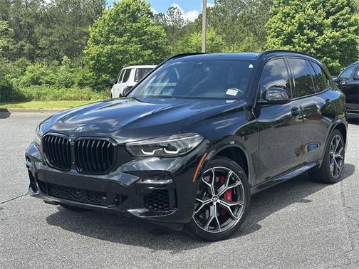 2022 BMW X5 M50i