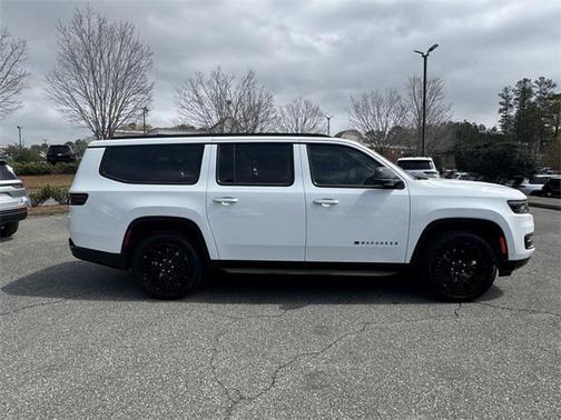 2025 Jeep Wagoneer L Series II Carbide 4x4