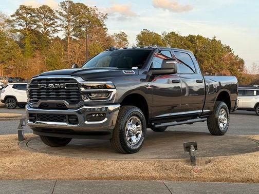 2026 RAM 3500 Tradesman Crew Cab 4x4 6'4' Box