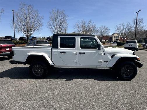 2025 Jeep Gladiator Sport S