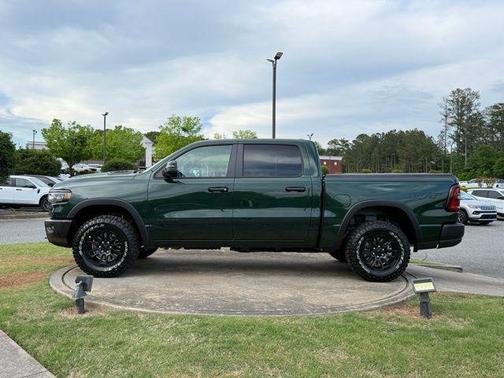 Serrano Green Metallic 2026 RAM 1500 Rebel