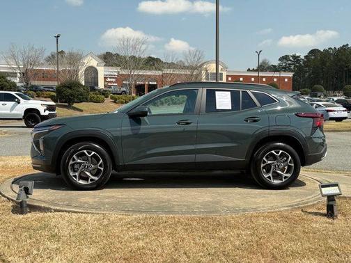 Cypress Gray 2025 Chevrolet Trax LT