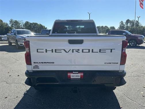 2024 Chevrolet Silverado 2500 Custom