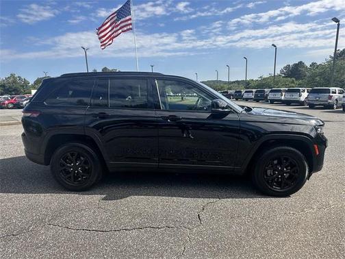 2024 Jeep Grand Cherokee Altitude