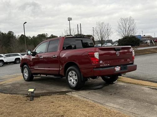 2018 Nissan Titan SV