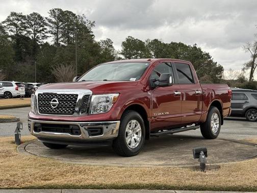 2018 Nissan Titan SV