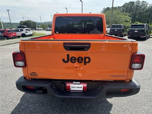 2025 Jeep Gladiator High Tide