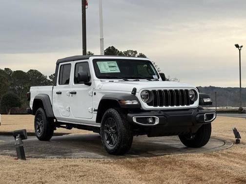 2026 Jeep Gladiator Sport S