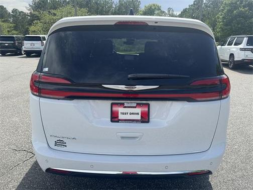 2025 Chrysler Pacifica L