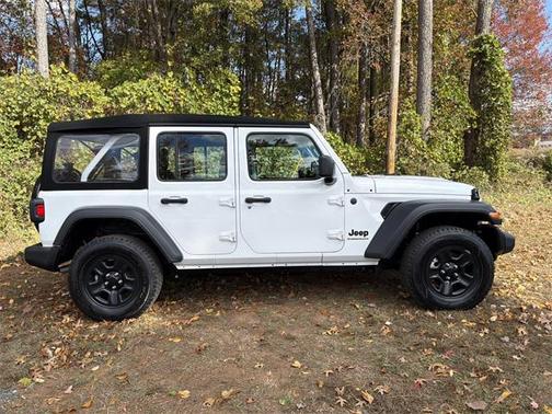 2024 Jeep Wrangler Sport