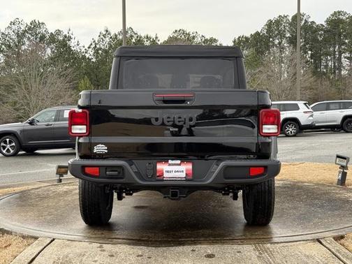 2026 Jeep Gladiator Sport S