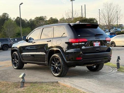 2021 Jeep Grand Cherokee Laredo