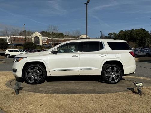 2018 GMC Acadia Denali