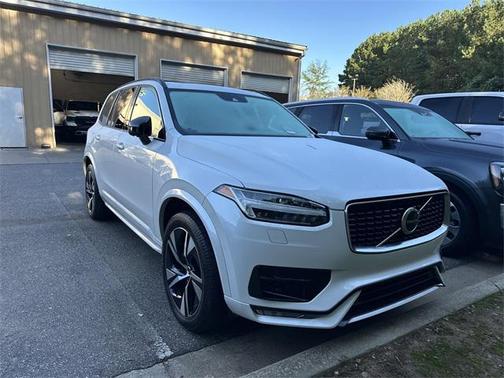 2020 Volvo XC90 T6 R-Design