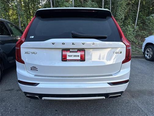 2020 Volvo XC90 T6 R-Design