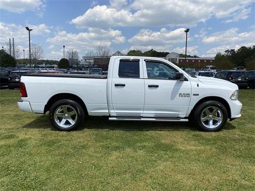 2017 RAM 1500 Express
