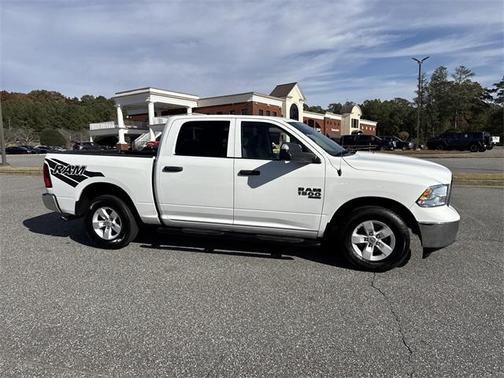 2022 RAM 1500 Classic SLT