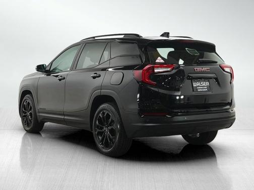 Ebony Twilight Metallic 2022 GMC Terrain SLE