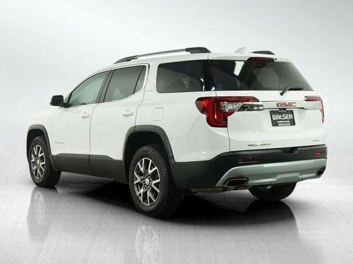 2022 GMC Acadia SLE