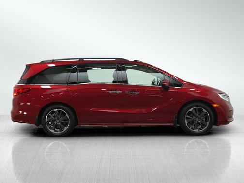 Radiant Red Metallic Ii 2023 Honda Odyssey Elite