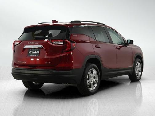 Cayenne Red Tintcoat 2022 GMC Terrain SLE