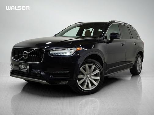 2019 Volvo XC90 T6 Momentum