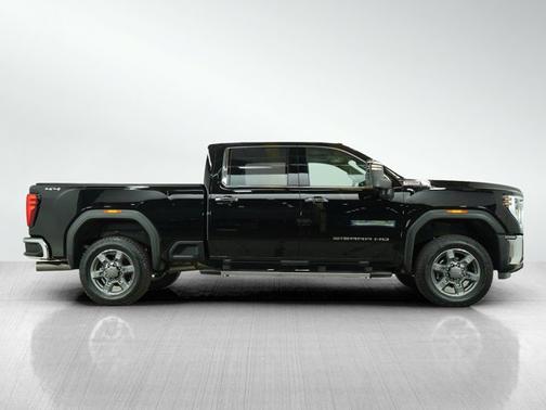 2025 GMC Sierra 2500 SLT