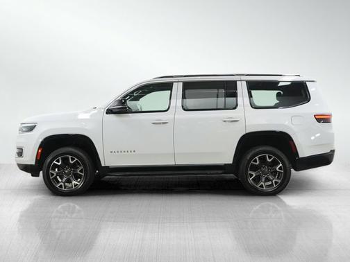 Bright White Clearcoat 2023 Jeep Wagoneer Series III