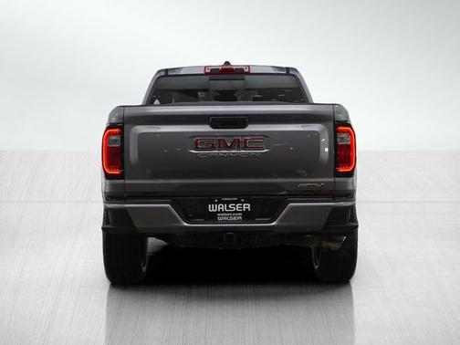 2023 GMC Canyon 4WD AT4