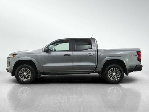 Sterling Gray Metallic 2024 Chevrolet Colorado 4WD LT
